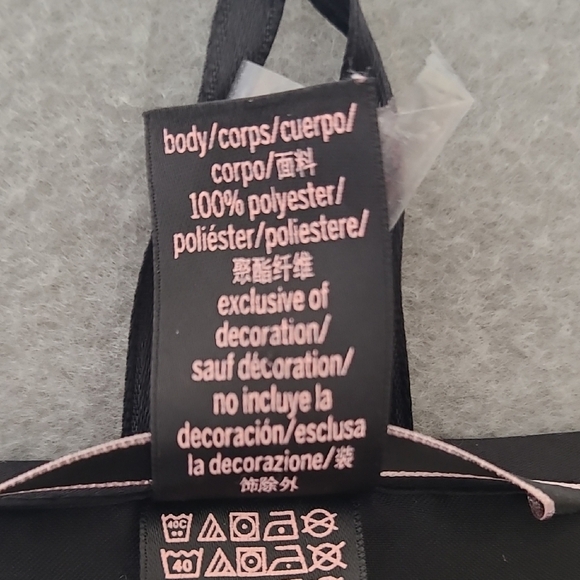 VICTORIA'S SECRET Black Flutter Sleeve Kimono Robe - One Size - Picture 6 of 8